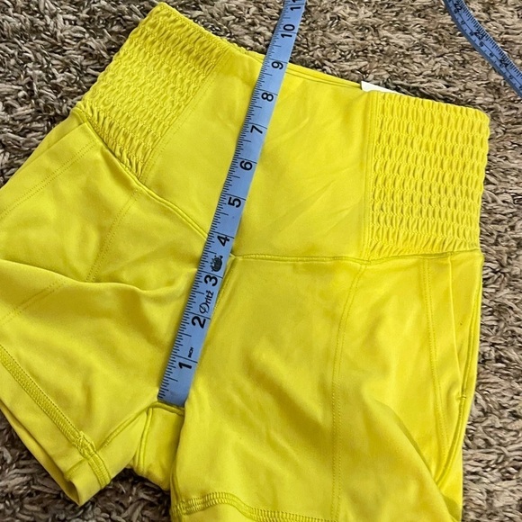 Aerie offline nwt real me shortie yellow bike short - Picture 16 of 16